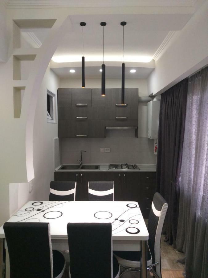 Apartment For You Тбилиси Екстериор снимка